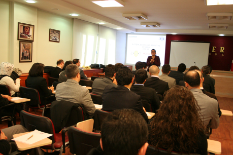 İstanbul PERDER  Mağaza Yöneticilerine  “Etkili İletişim ve Ön Yargı”  Semineri verildi…