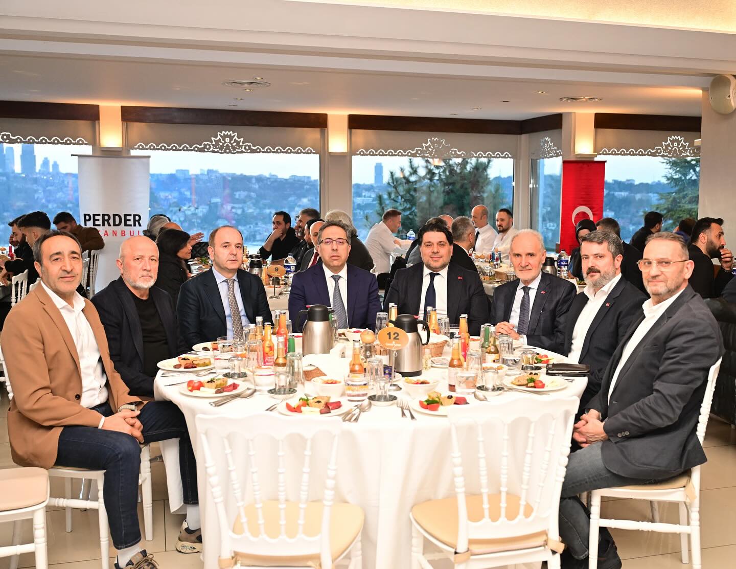 İstanbul PERDER ailesi “Geleneksel İftar Yemeği”nde bir araya geldi.