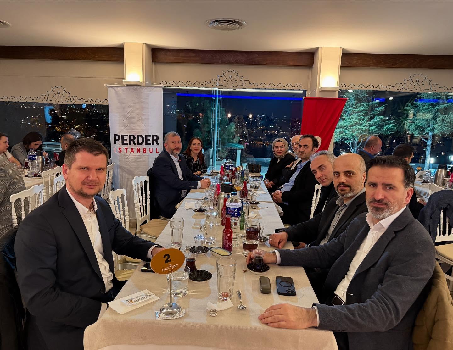 İstanbul PERDER ailesi “Geleneksel İftar Yemeği”nde bir araya geldi.