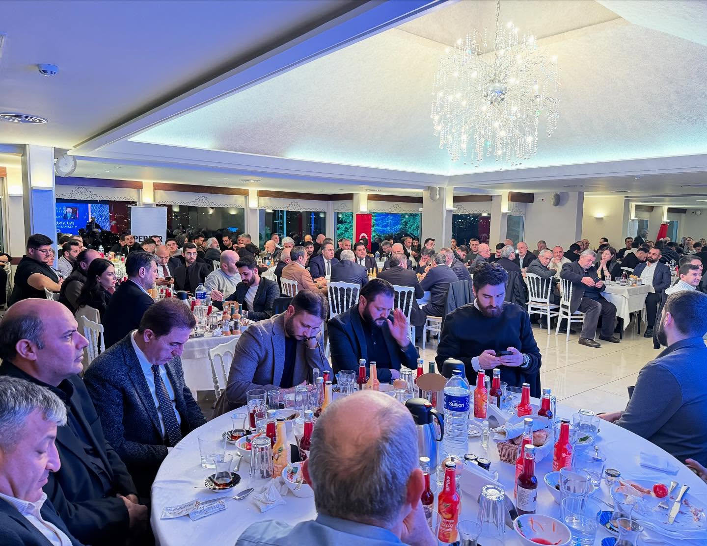 İstanbul PERDER ailesi “Geleneksel İftar Yemeği”nde bir araya geldi.