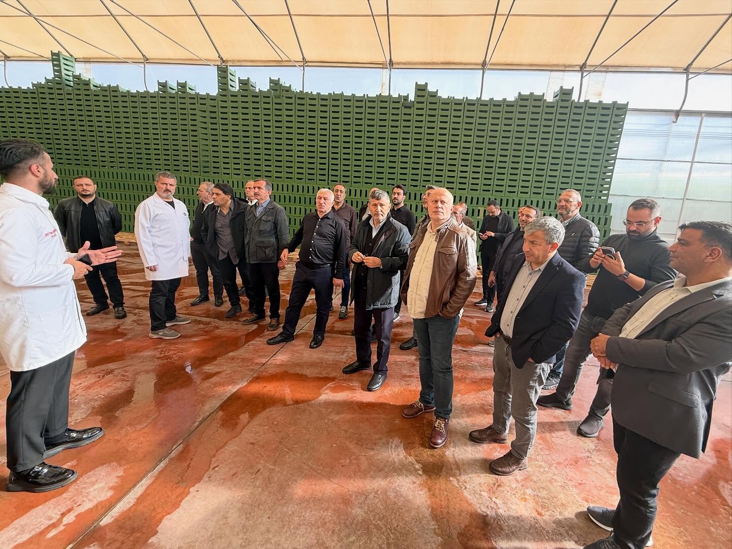 Değerli Üyemiz Onur Market’in Mani “Onursal Tarım İşletmesi”ni, Başkanımız Rahmi Kartal başkanlığındaki İstanbul PERDER heyetimizle birlikte ziyarette bulunduk.