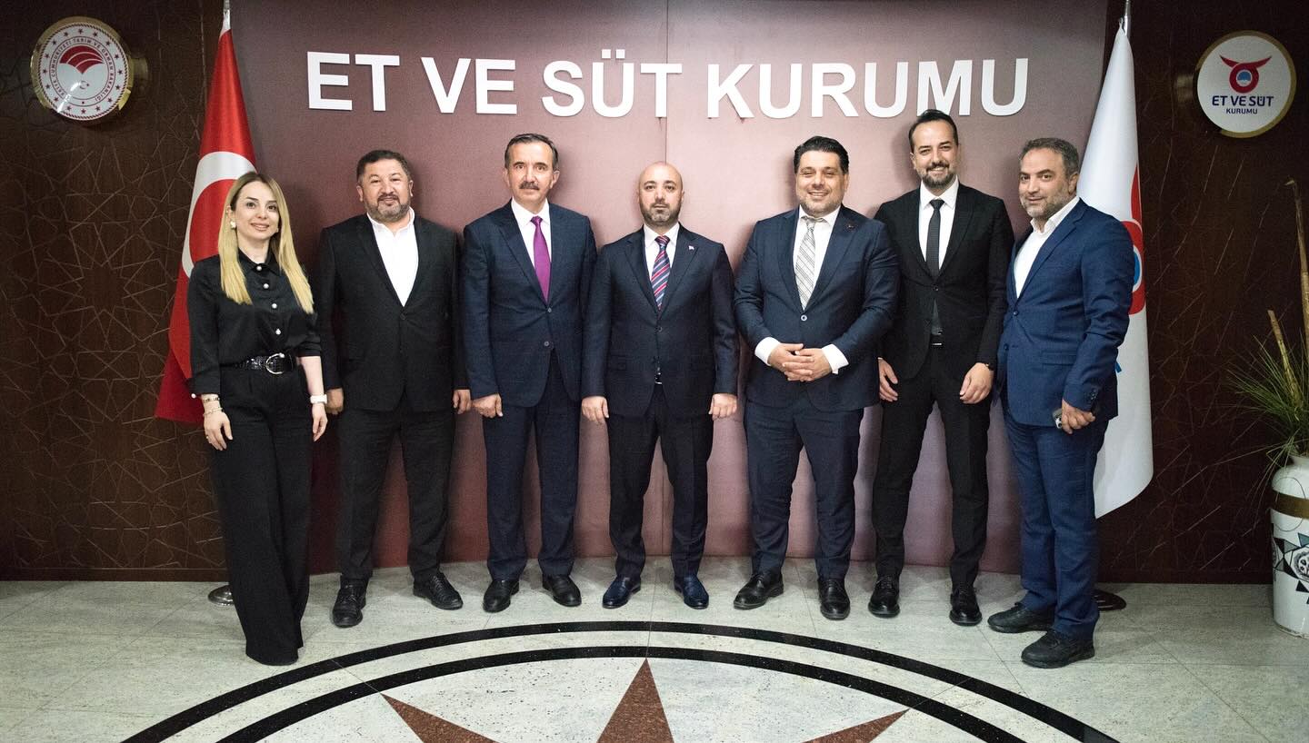 Başkanımız Rahmi Kartal ve beraberindeki İstanbul PERDER heyetimiz Mücahid Taylan’ı ziyarette bulundular.