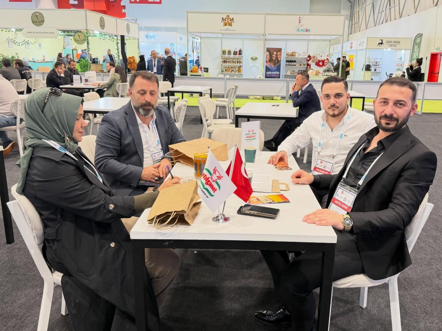 26-29 Kasım tarihlerinde İstanbul Fuar Merkezi’nde düzenlenen İstanbul Helal EXPO Fuarına İstanbul PERDER üyesi profesyonel satın alma heyetimizle katılım sağladık
