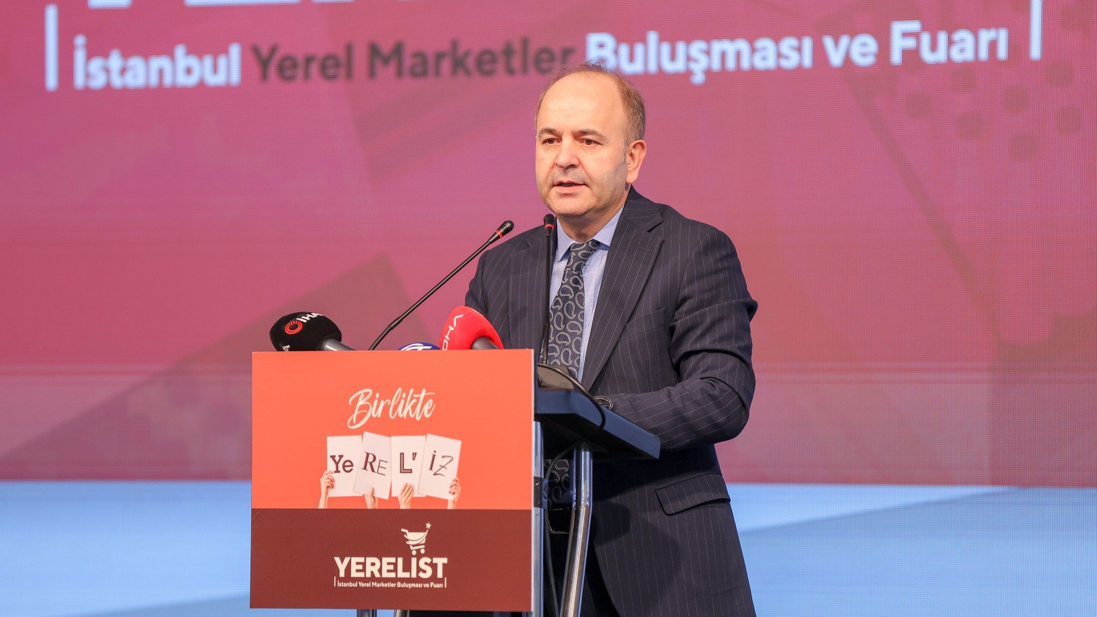 Türkiye Perakendeciler Federasyonu Başkanı Ömer Düzgün Yerelist 2024 programında açılış konuşması gerçekleştirdi.