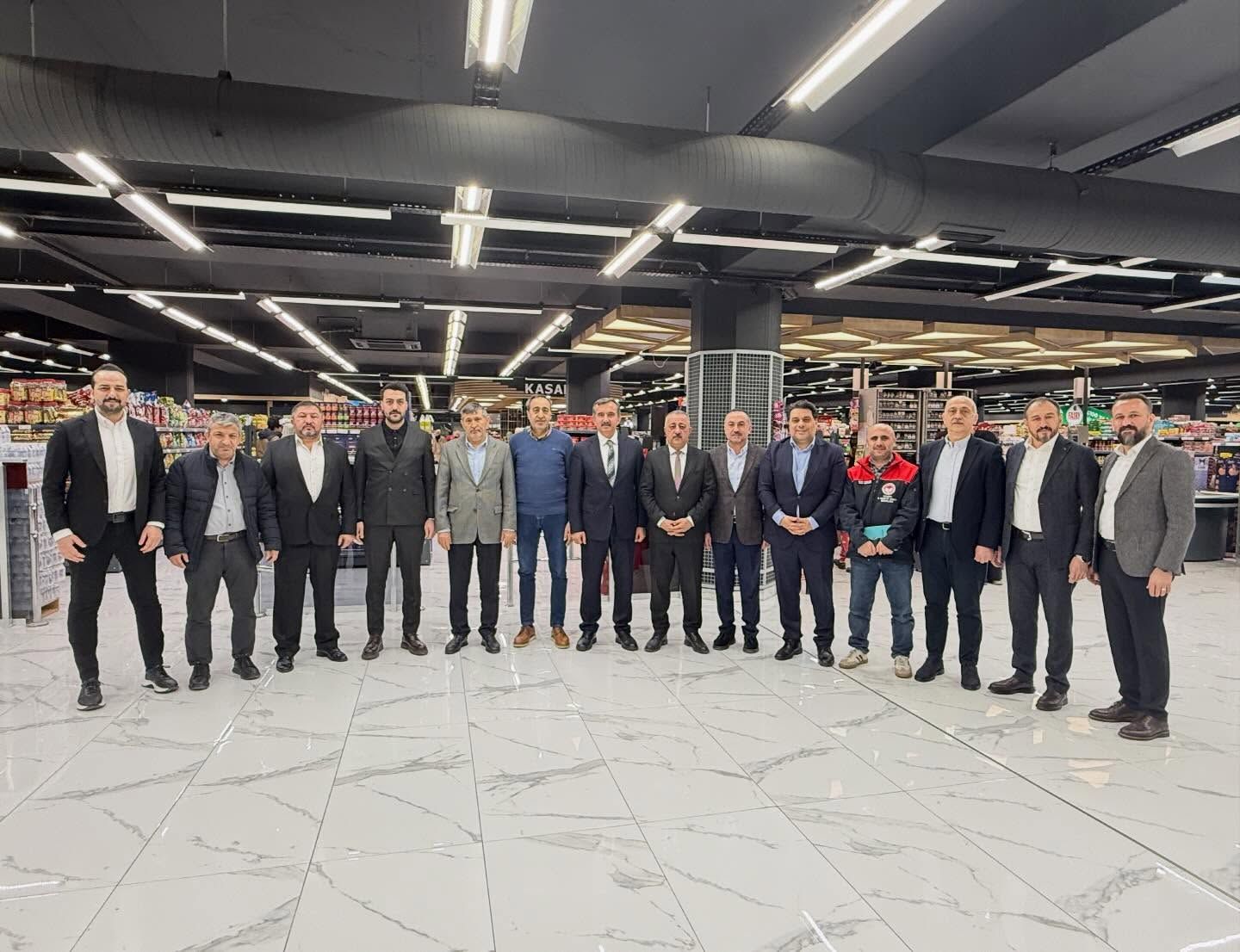 Bugün Özpaş Market / Ertuğrul Öztürk ve kıymetli ailesinin misafiri olduk.