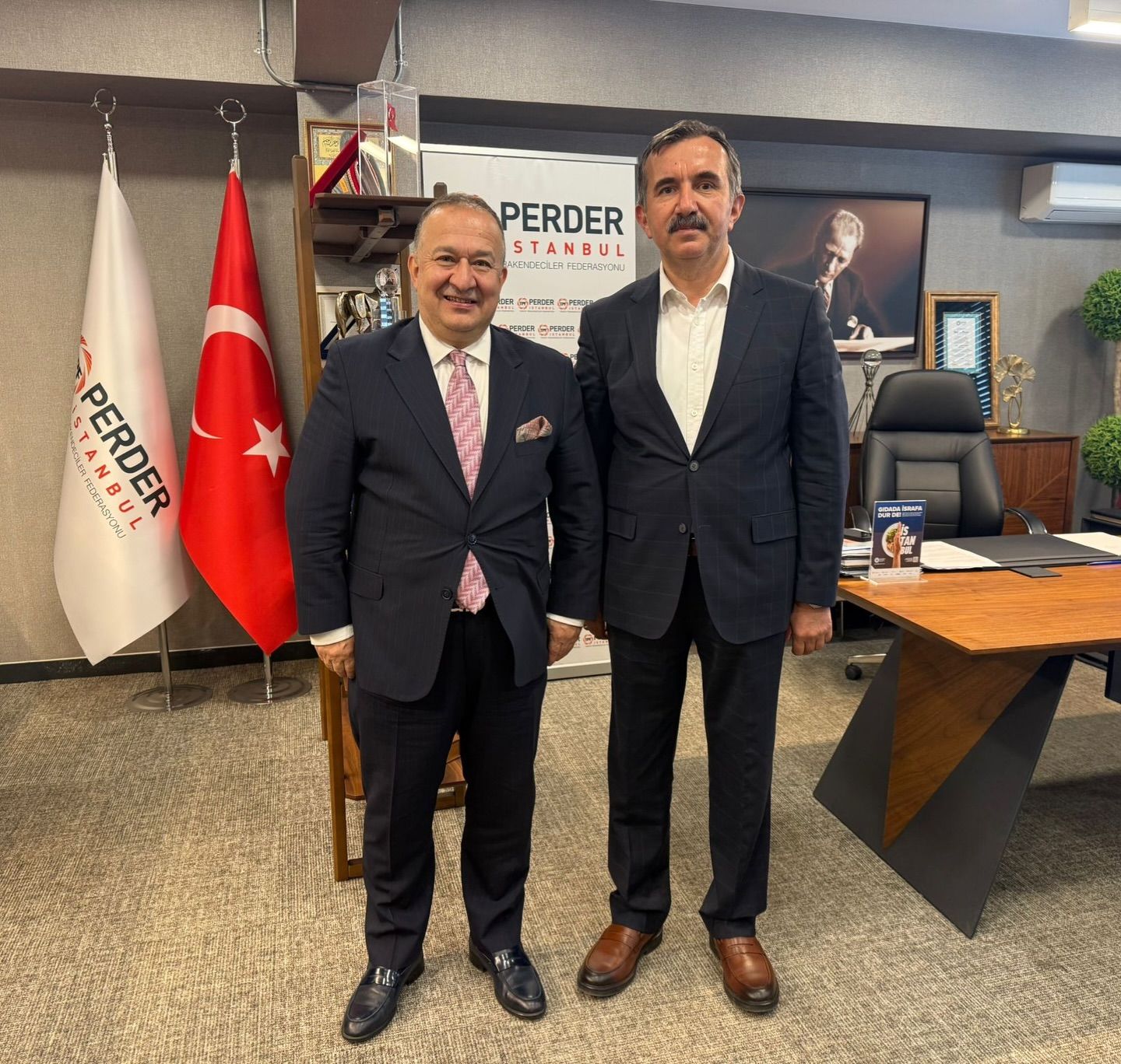 undanoekmek Yönetim Kurulu Başkanı Mehmet Umur, Başkanımız Rahmi Kartal’ı makamında ziyarette bulundular.